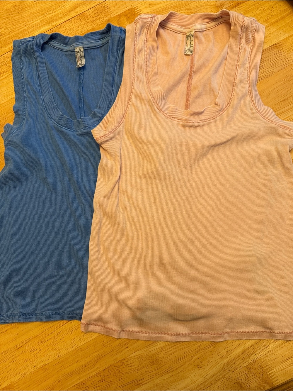 Women’s Ribbed Tank Top - Blue & Light Pink